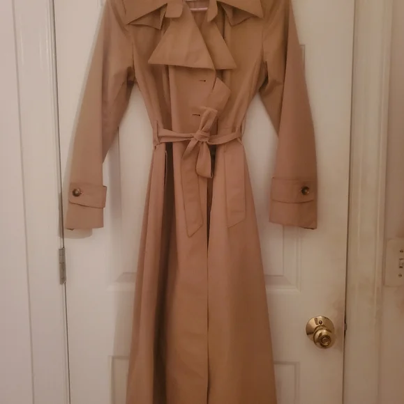 Neiman Marcus Jackets Coats Neiman Marcus Trench Coat Poshmark